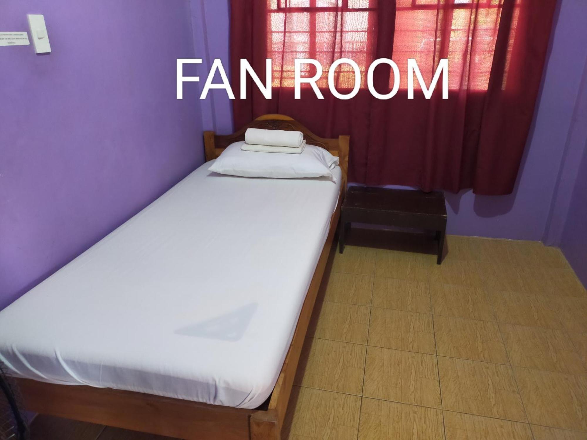 Touristlink Homestay Donsol Oda fotoğraf